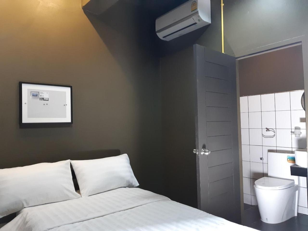 Capsule Hostel Chiangkhan Chiang Khan Exterior photo